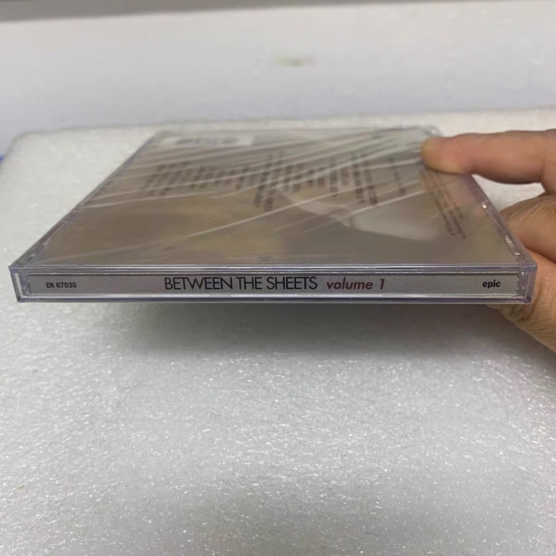 Between The Sheets Volume 1 Mu - Audio Music Cd recension och pris